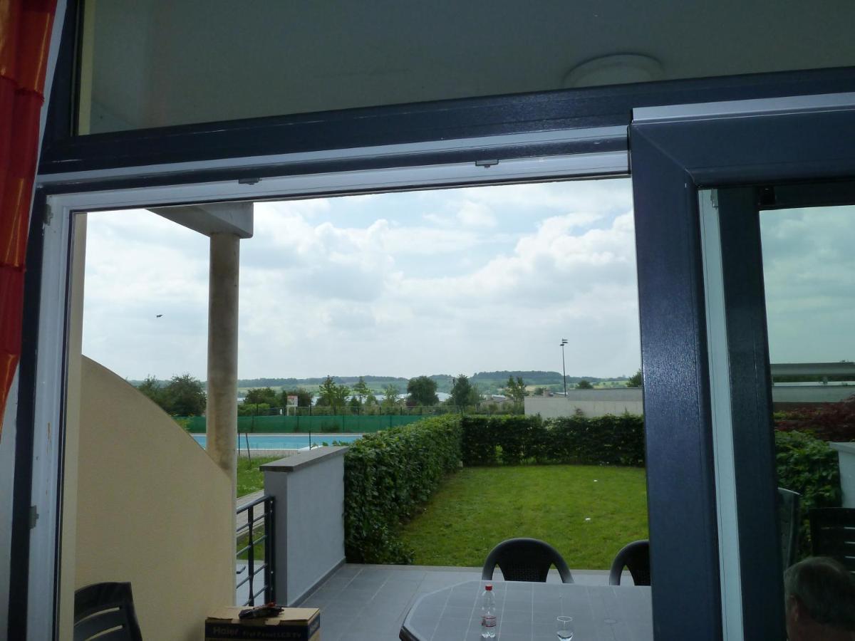Lac De Eau D Heure Appartement C1 Famille Ranocha Duprez Badon Zewnętrze zdjęcie